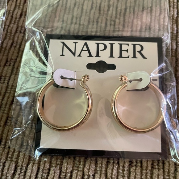 Napier Earring Bundle NWT - Picture 3 of 7